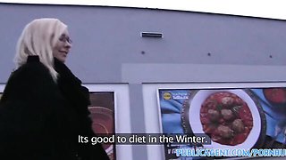 Outdoor fuck with a blonde who never removes her glasses