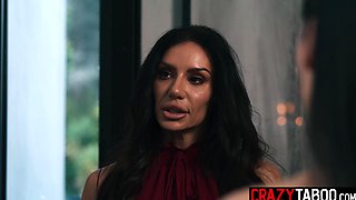 Big tits Latina fucks horny stepdaughter