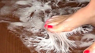 Barefoot Stuck in a Sticky Glue