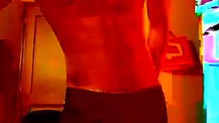 Twink Plays With His Gaping Hot Ass On Webcam