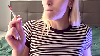 I Touch Myself While I Smoke