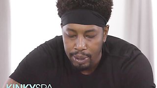 Well-proportioned Leigh Raven's blowjob scene