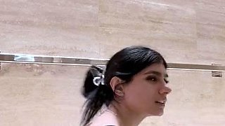 Mia Khalifa Take A Bath With Me Onlyfans Onlyfans Video