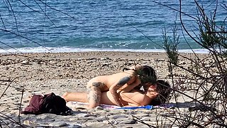 Beach Sex - hot and passionate - Squirting: 7.40, 13.25 💦 Video shot with my new telephoto lens 📷
