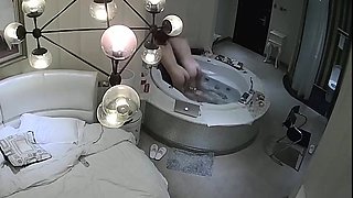 Amateur milf hidden cam