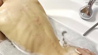 Petite Brunette Gina Gerson Gives Blowjob and CIM in Bathroom - Amateur Homemade Couple