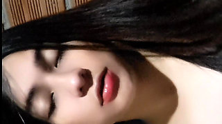 Mi padrastro me masturba deli