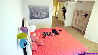 Step Sibling Prank War - S7:e2