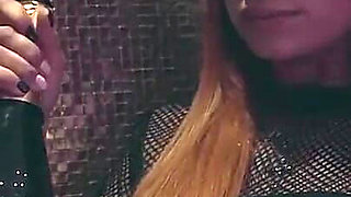 Sanktor Redhead MILF Is Masturbation in the Shower