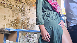 Fucking Beautiful Woman in an Abandoned Building