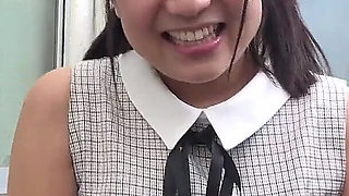 Amateur Girls' Squirting: Slow-motion Playback Lets You Relive Every Moment.