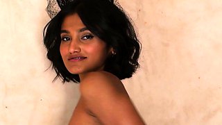 Petite Asian girl exposing sexy body