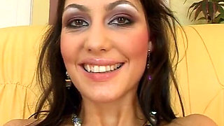Jennifer Max Anal Toying