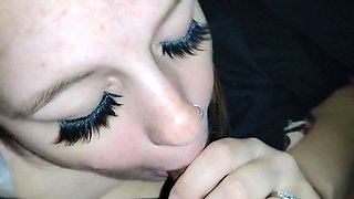 Pregnant Milf Swallows Cum Right Before Going Into Labor