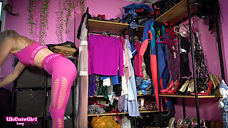 Step-mum Changes Out of Yoga Gear While You Watch