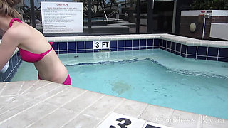 Bikini Goddess Ignore