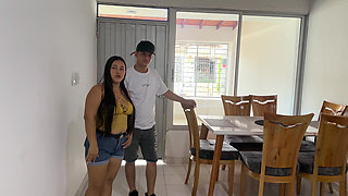 I Fuck My Real Estate Consultant in Exchange for Lowering the Price on My Rent, I Fill Her Pussy with Milk