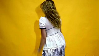 Amateur Webcam Teen Flashes Masturbates