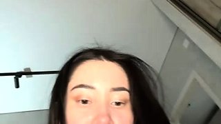 Brunette Solo Webcam Masturbation