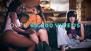 21 SEXTURY - Naughty Piano Practice - Mary Frost, Amalia And Rin Lesbian 3Way: Porn