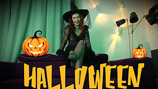The Nylon Witch Caught Herself Another Slave