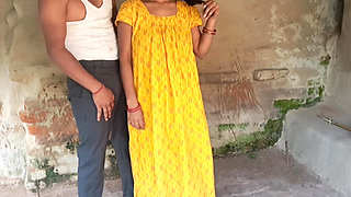 Beautiful Desi Wife paying