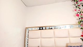 Busty babe oiled babe with big boobs masturbating on cam