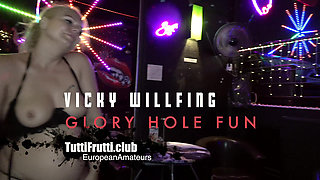 Vicky in the Glory Hole