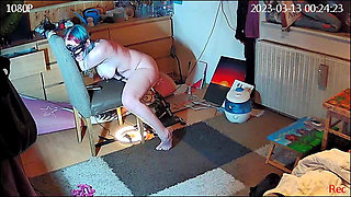 Cam Catches MILF Using Her Fuck Machine