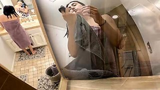 Nervous Teen Krystal's First Time Casting: Big Ass Squirting