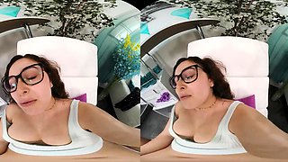 VRALLURE Babysitter Surprise