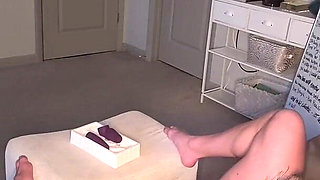 Big Clit Squirting Muscle Slut