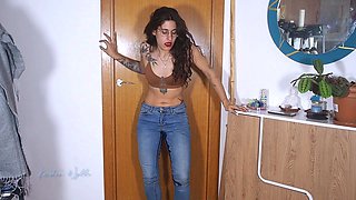 kristenwylde - Pee my jeans at the toilet door