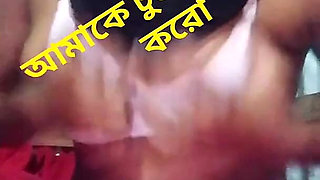 Sexy Woman Masturbating with Her Hand - Video