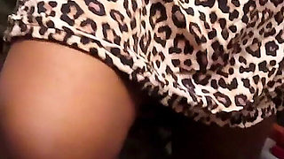 Flashing in the Second Hand Shop 01 & Learning to Swim, Lesson 02