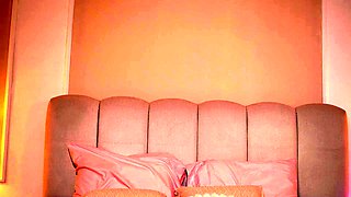 Webcam milf with breast milk live hardcore masturbate