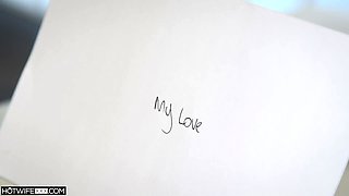 Curvy Lily Starfire got to enjoys his white cock on the couch