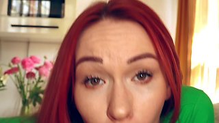 Beautiful TikTok girl gives a fantastic blowjobs