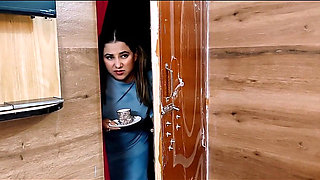 Old Father-in-law Had Hardcore Sex with His Daughter-in-law and Sucked His Penis