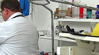 Mature gyno - gyno doc secretly records his naked patient and caught her pee