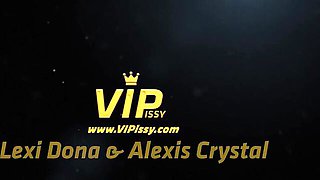 Aristocratic Alexis Crystal and Lexi Dona at pissing scene
