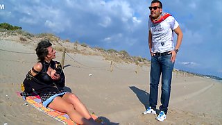 Beach Bitch And Fucked Horny At Home With Zaza La Coquine
