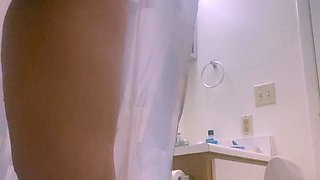Sexynympho webcam model uses toy on clit to masturbate