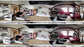 Pulchritudinous Marylin's backstage sex