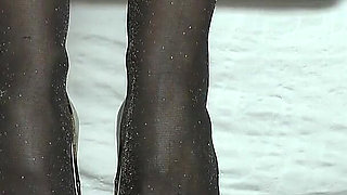 Goddess of High Heels Shows off Her Designer Patent High Heels Lady Victoria Valente