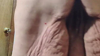 Shes a Pouring N Squirting