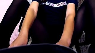 Amateur webcam girl masturbate big dildo