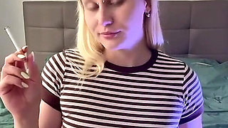 I Touch Myself While I Smoke
