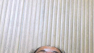 Spitting Lesbian Gang Bang - Five Sexy Babes and 40 Liter Finest Luxus Spit