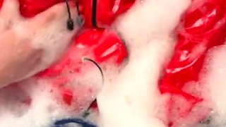 Amateur fat slut getting her wet pussy